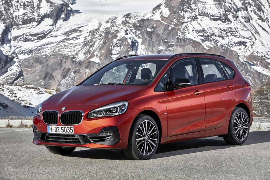  BMW 220i Active Tourer Sport Line (F45) 2018 года  (WW) (фото 1 из 33)